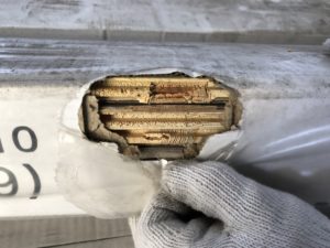 サネ破損部分
