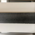 アウトレット　（挽板）ナラ　4mm複合　（ウレタン着色塗装（黒系）+天然パール粉末吹付塗装） ブラッシング