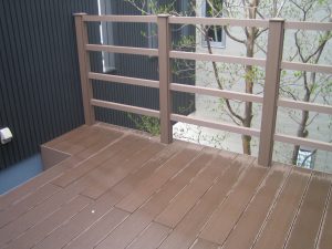 人工木デッキ P205色(標準色)
